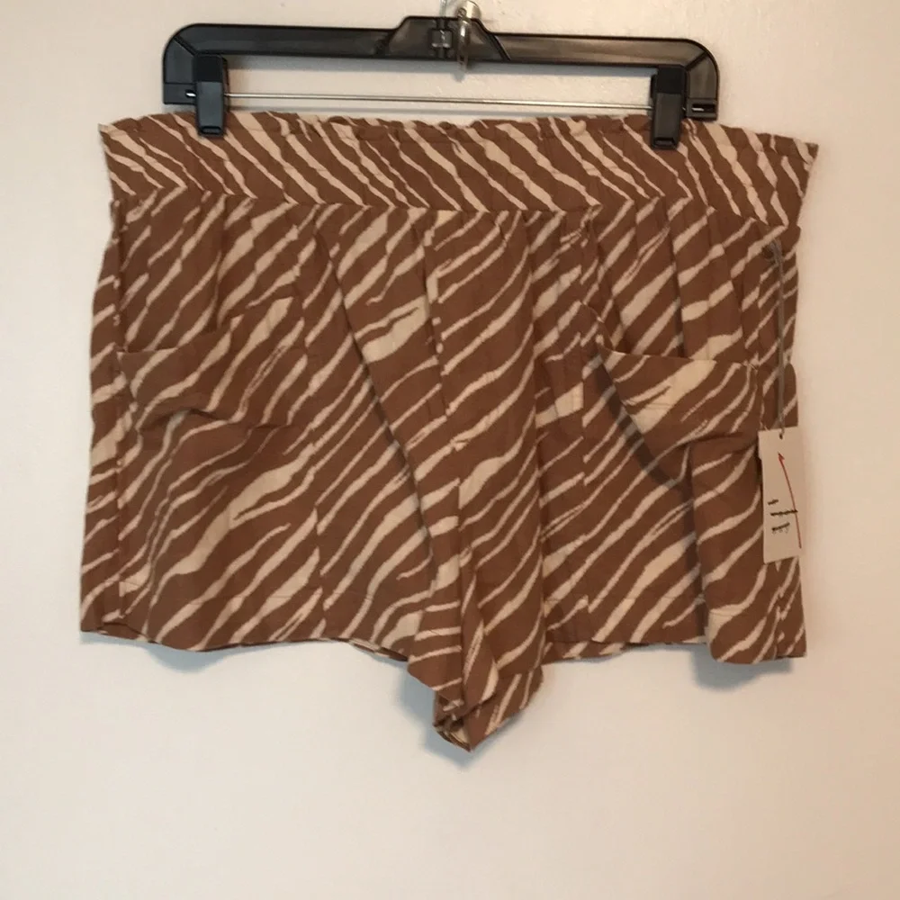 NEW A New Day Zebra Print Shorts - Picture 2 of 6
